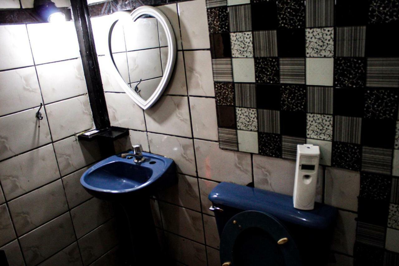 Hostel Krieger Haus Puerto Iguazú Zimmer foto